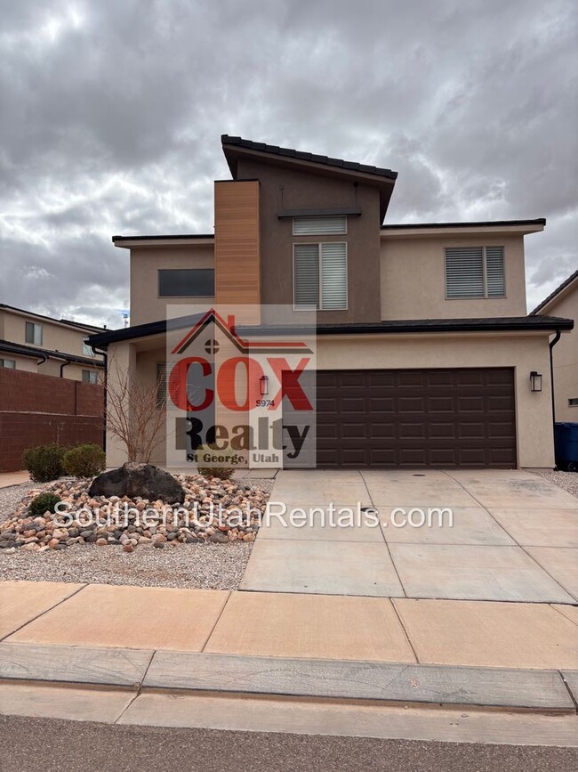 4 bed / 2.5 bath in Desert Canyons - 4 bed / 2.5 bath in Desert Canyons Townhome