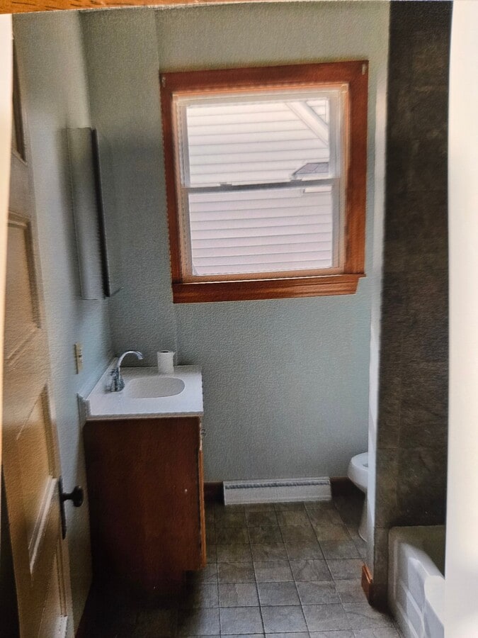 Photo - 103-103 Richard St Unit 1st floor