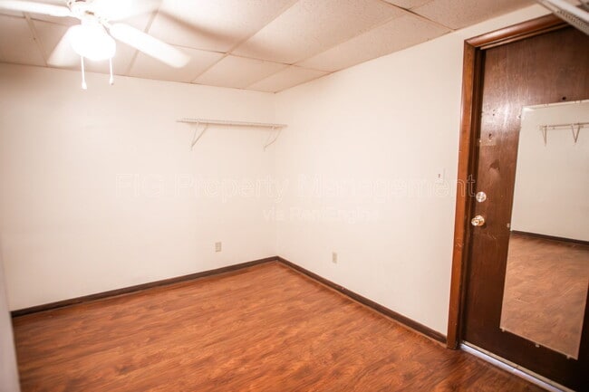 Photo - 707 W Race St Unit 11