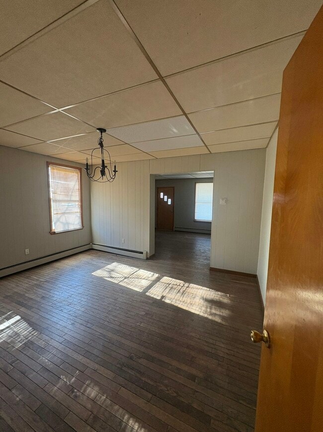 Photo - 725 Wheeler Ave