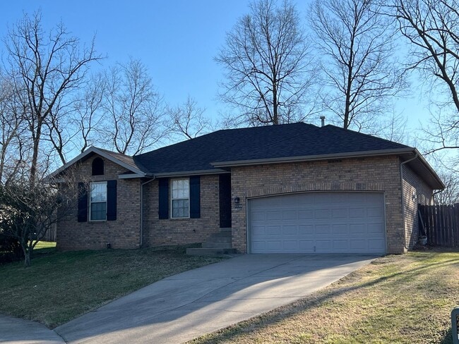 Building Photo - All Brick Home is Carver Woods