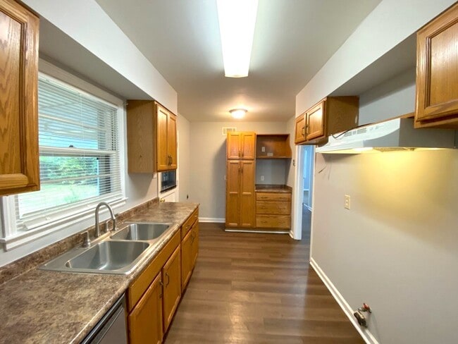 Photo - 4224 Philsdale Ave