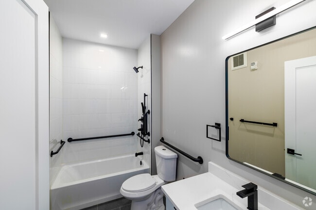 2BR, 2BA - 990SF - Second Bathroom