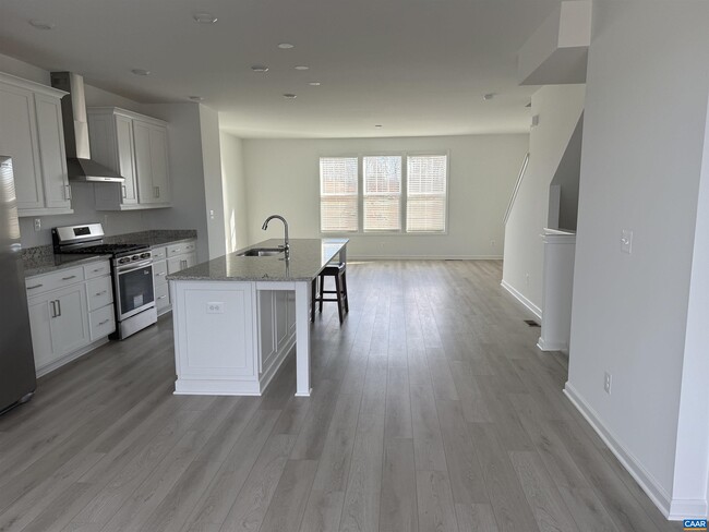 Photo - 4029 TALEN Ln