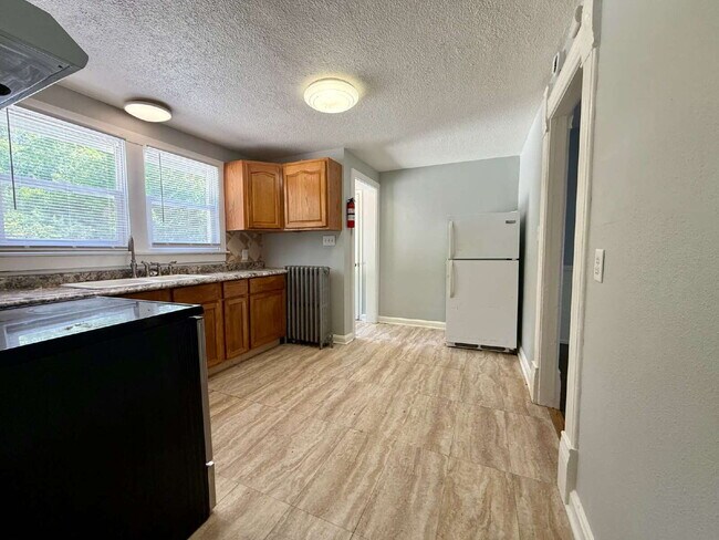 Large 2 bedroom, 1 bath for rent.