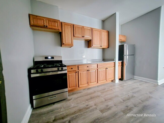 Photo - 6930 S Wabash Ave Unidad 1