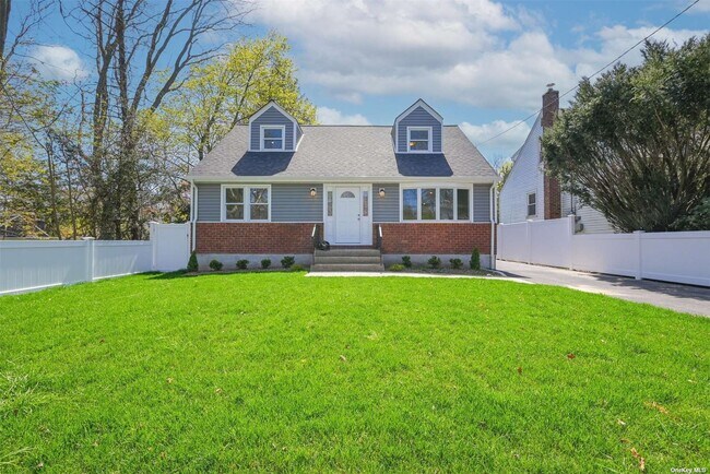 Photo - 10 Brompton Pl Unit A