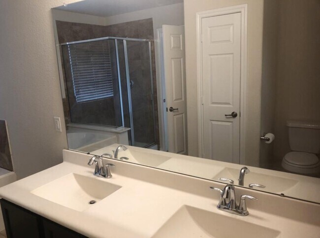 Photo - 24530 Folkstone Cir