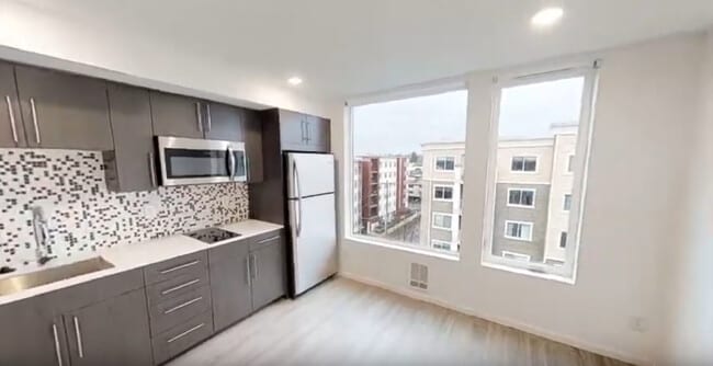 Photo - Vitality on 17th