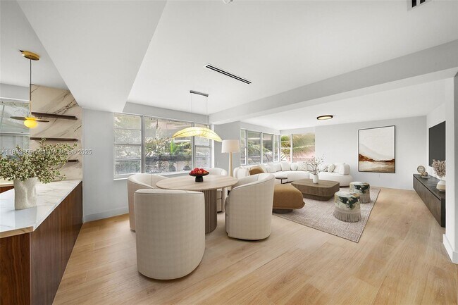 Photo - 5255 Collins Ave Unit 2J