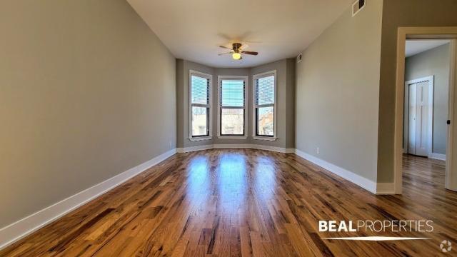 Building Photo - 2 bedroom in CHICAGO IL 60657 Unit 1 Rental