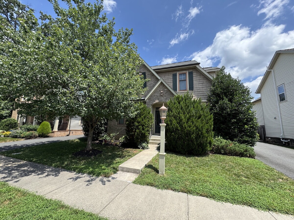 Exquisite Brambleton Living: A Spacious Fa... - Exquisite Brambleton Living: A Spacious Fa... Apartamento