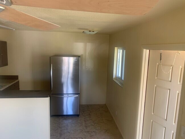 Kitchen- Refrigerator - 3112 SW 12th Plz Unit 1