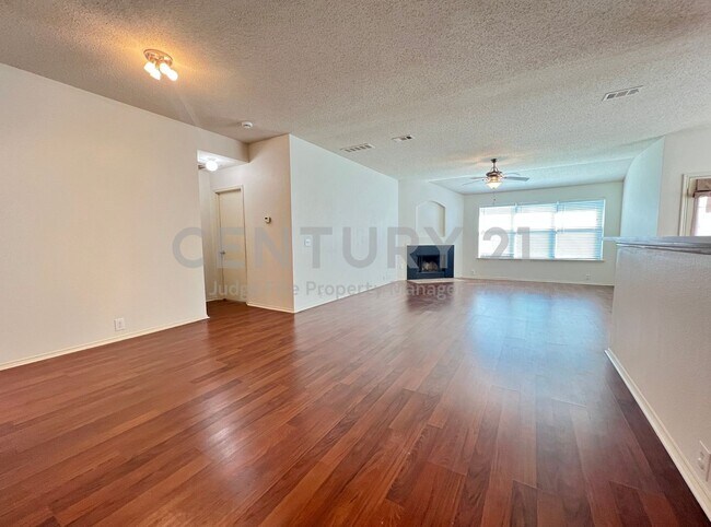 Photo - Charming 3/2/2 in Argyle For Rent!