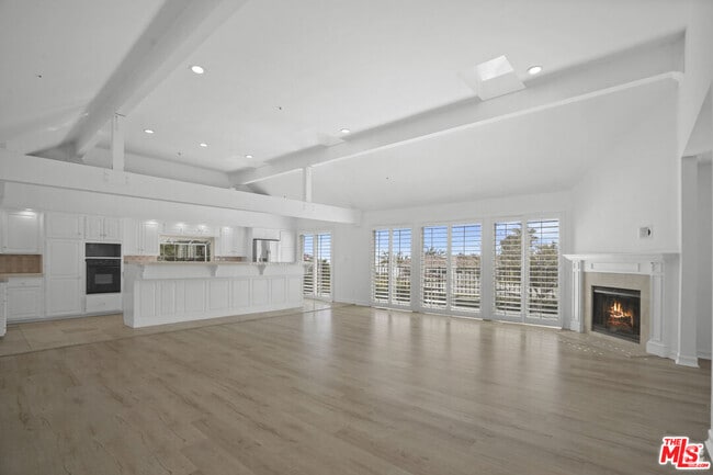 Building Photo - 31763 Cottontail Ln Rental