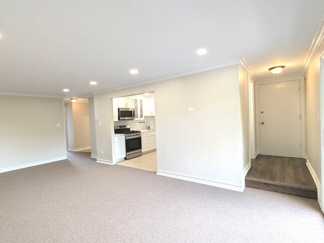 Photo - 7 Crestview Ln