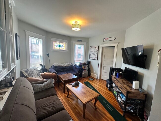 159 Boston St Unit 2