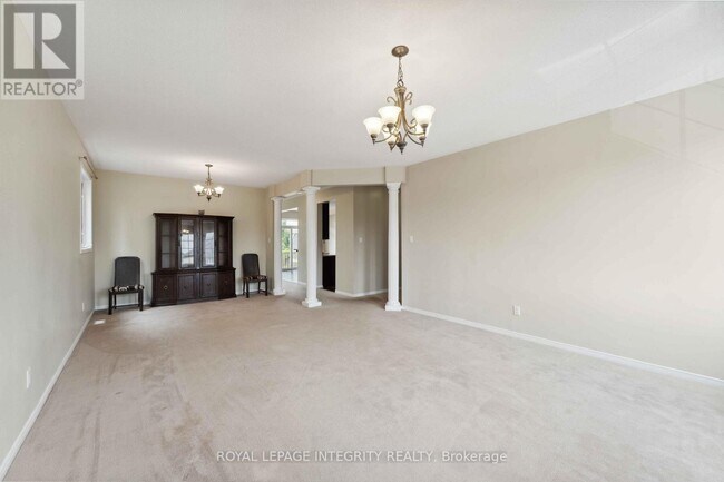 Photo - 215 Huntsville Dr