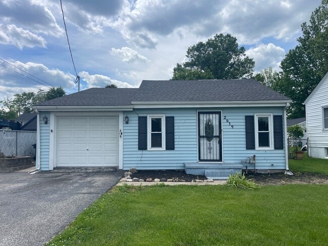 Convenient New Albany location - Convenient New Albany location House