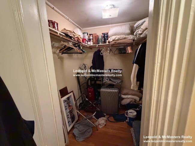 Photo - 169 Beacon St Unidad 4F