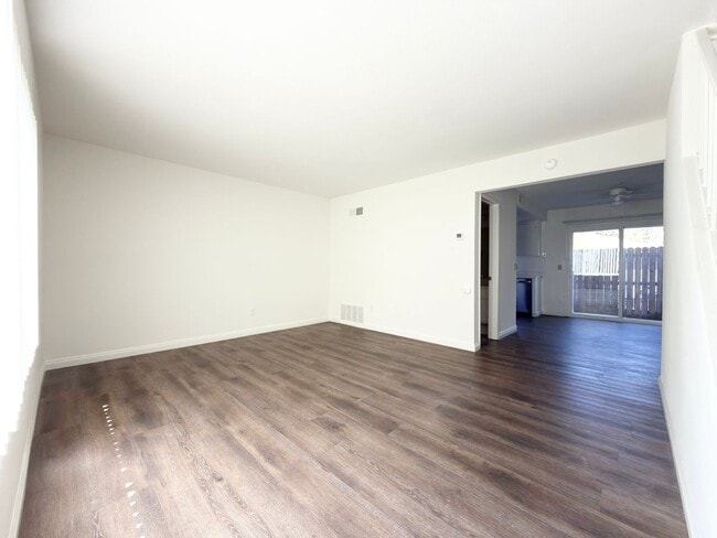 2140 Via Camino Verde Unit 2