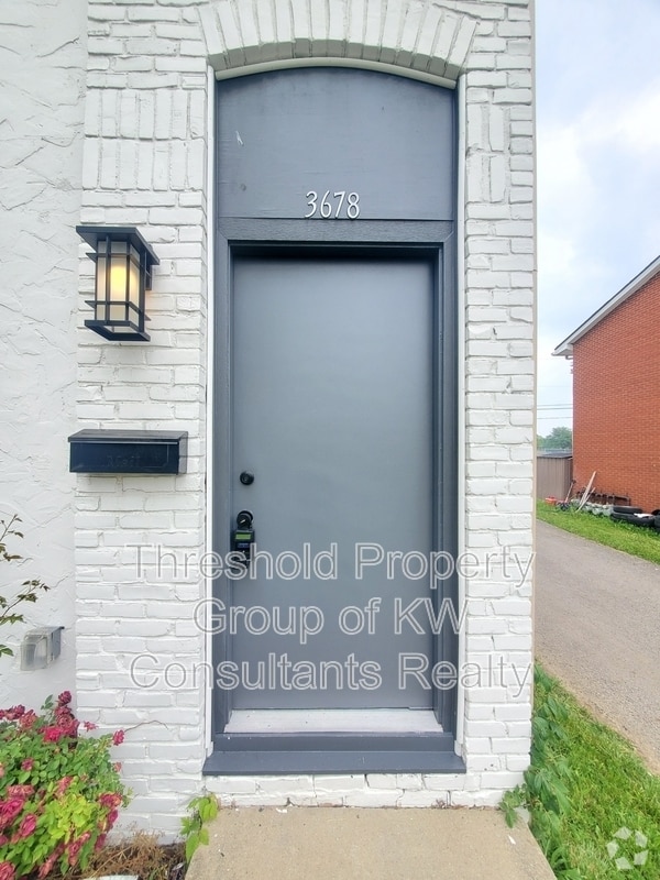 Building Photo - 3672-3678 Arnelle Road - 3678 Rental