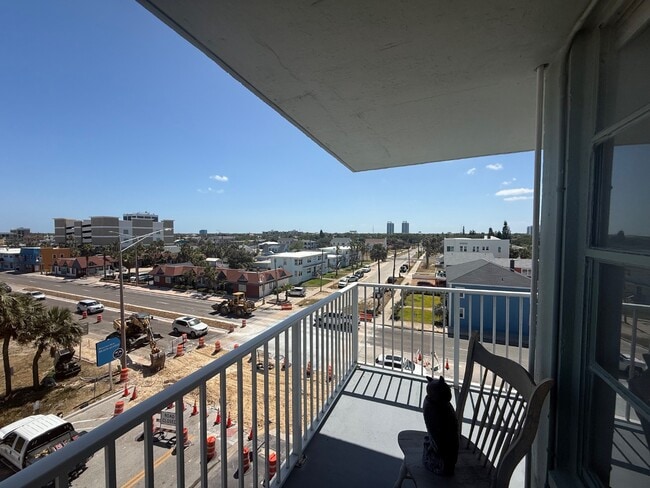 Photo - 800 N Atlantic Ave