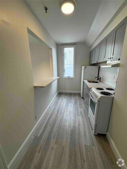 Building Photo - 150 Beach 128th St Unit 2 Rental