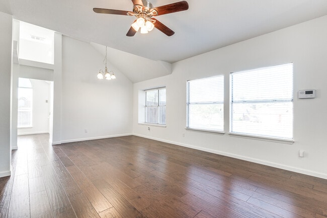 Photo - 6841 Bellehaven Dr