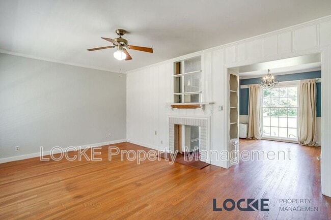 Photo - 4328 Calmont Ave