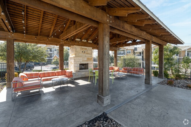 Outdoor Lounge