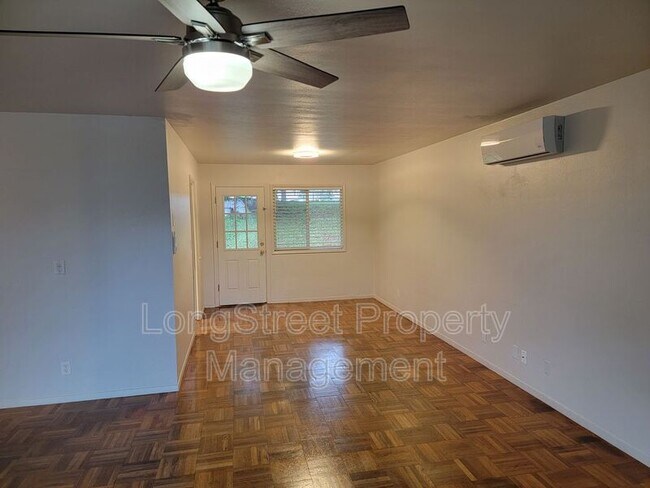 Photo - 5160 NE Willamette Ave