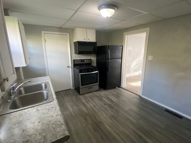 Photo - FRI1011 Unit 1