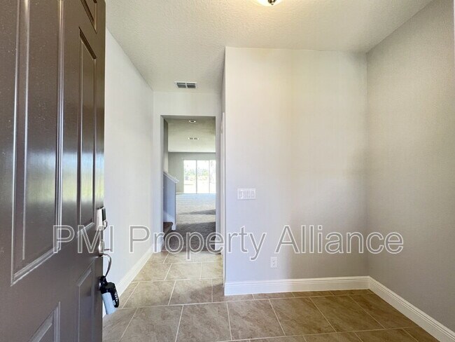 Photo - 14521 Crestavista Ave