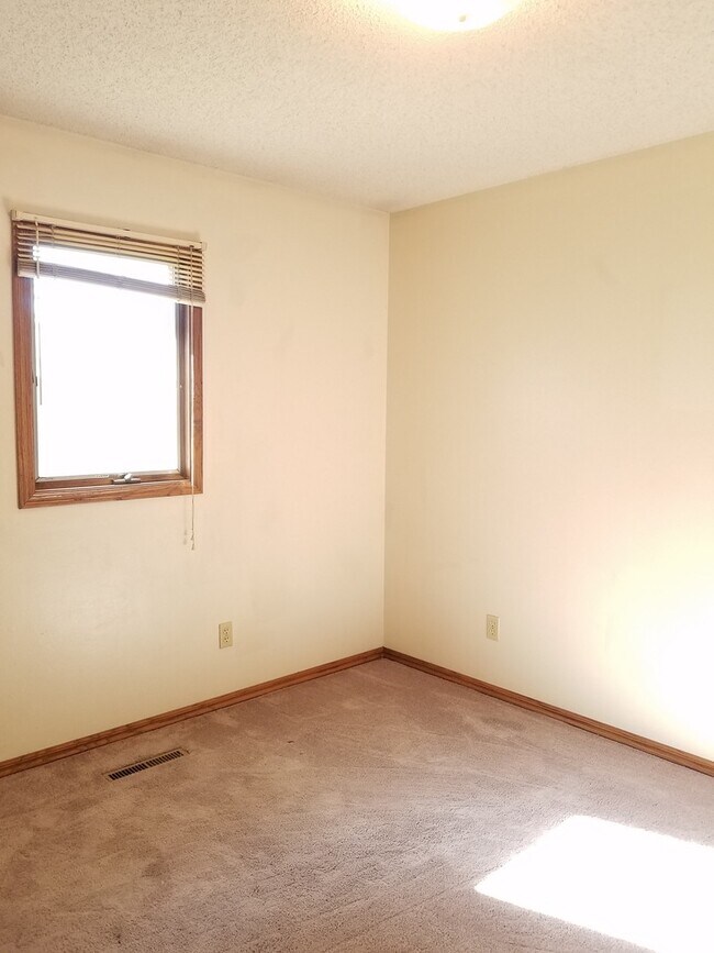 Photo - 405 E Adams St Unidad 405 E. Adams Apt. A