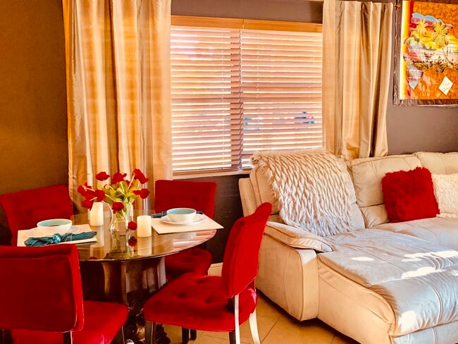 Photo - 109-1 SW 8th St