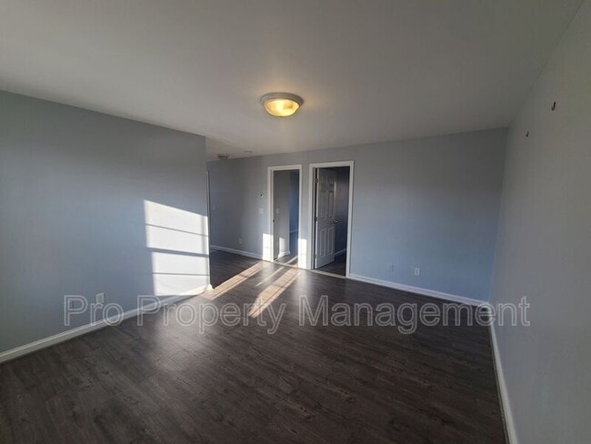 Photo - 129 Railroad St