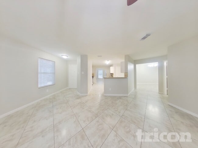 Photo - 1111 Chestnut Bough St