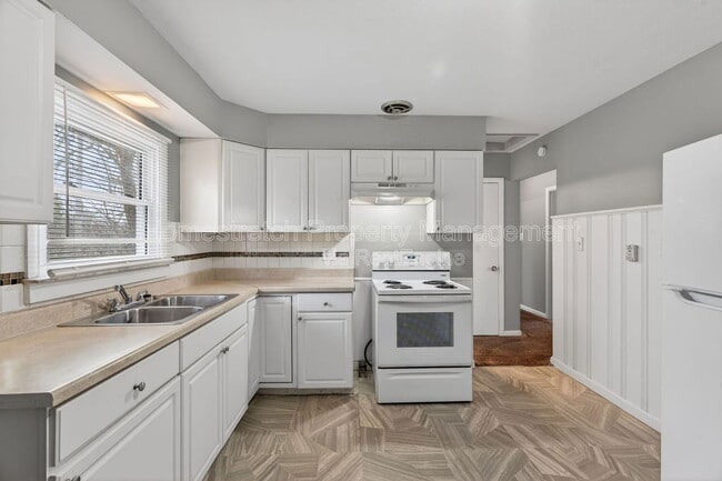 Photo - 12070 Garden Ln