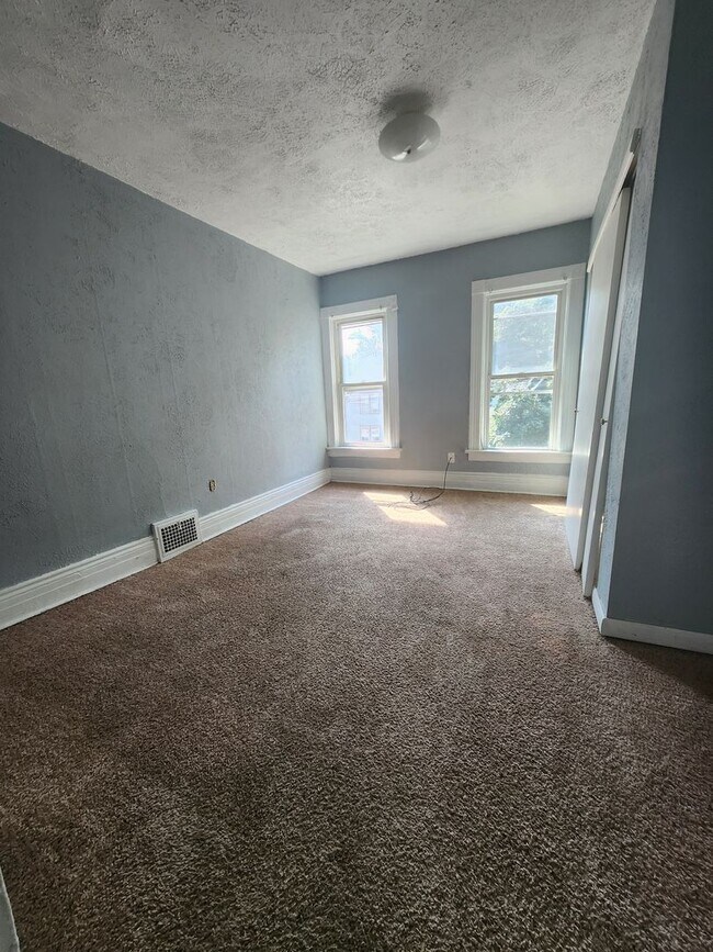 Photo - 1014 E 5th St Unidad 1014 E 5th St #2