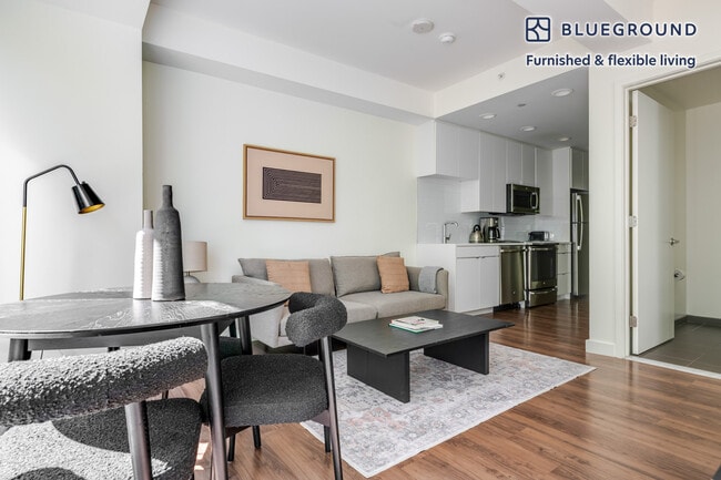 Photo - 1335 Boylston St Unidad SI FL5-ID1346
