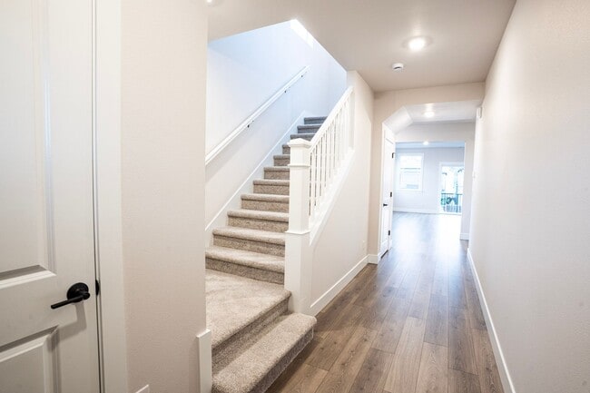 Photo - Stunning new construction!