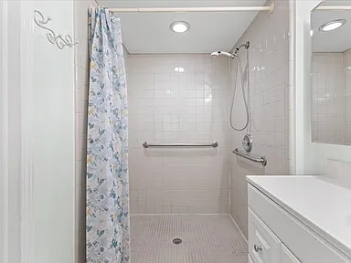 Photo - 750 Trailwood Path Unit B