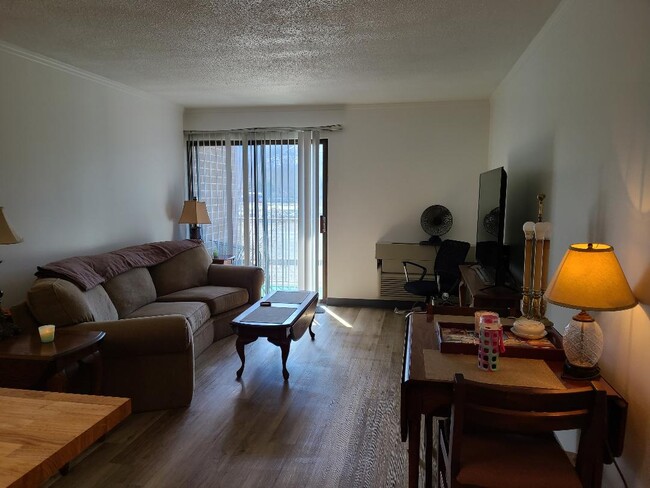 remodeled - 2100 Kanawha Ave SE Unit 210