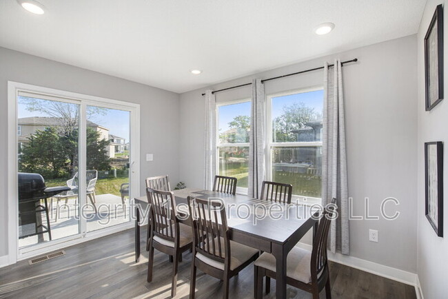 Photo - 13316 W 180th St