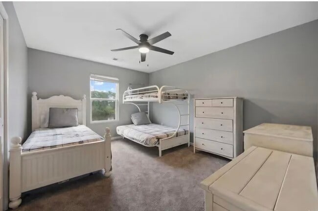 Photo - 897 Wild Leaf Loop