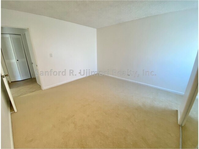 Photo - pii725 Unit 1