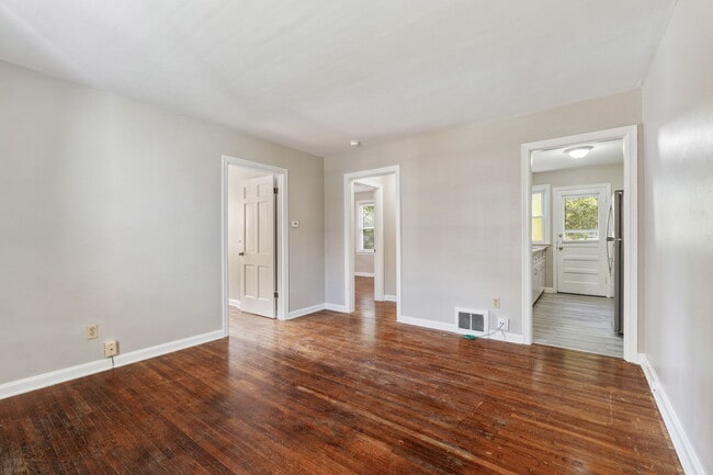 Photo - 1355 Ida Ave Unit A