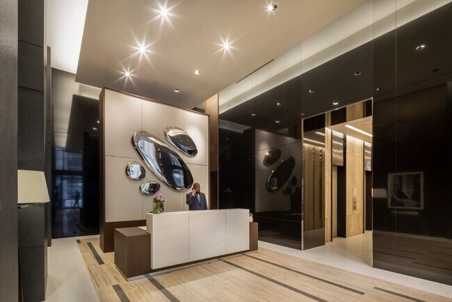 Building Photo - Stunning Lulury One Bedroom @ 277 FIFTH AV... Rental