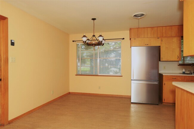 Photo - 1603 Avenue D